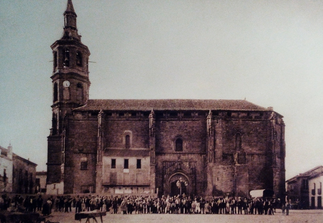 Descripción de la Iglesia Parroquial Nuestra Señora de la Asunción según el  Licenciado y regidor perpetuo Felipe Mexía de Valdivieso a mediados del  siglo XVII