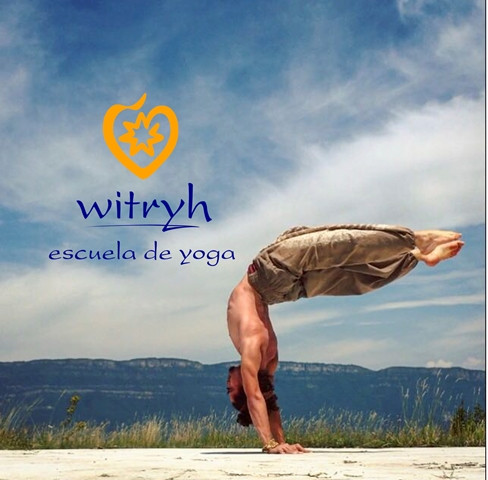 Escuela de yoga witryh 2