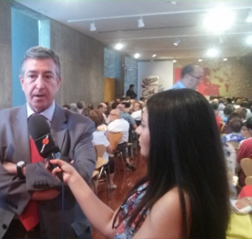 020815VAVALDEPEEROAUSENTE1