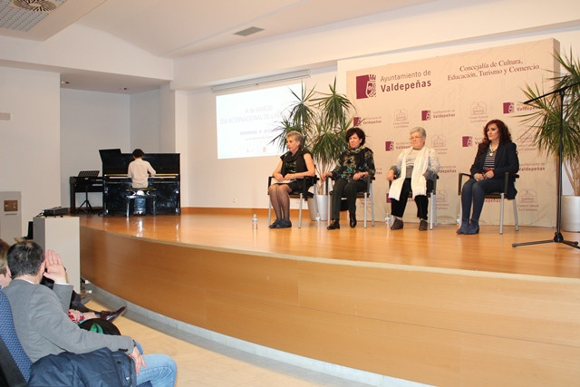 080318 VA PREMIOS MUJER 3