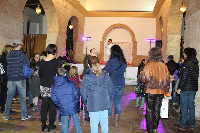 110318 VA FIESTA CANCER INFANTIL 4