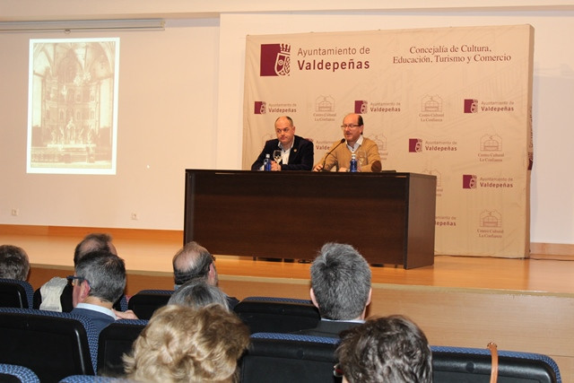 130318 VA CONFERENCIA FRANCISCO FERNANDEZ COFRADIA 2