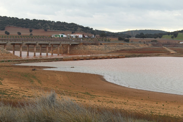 140318 VA EMBALSE 1