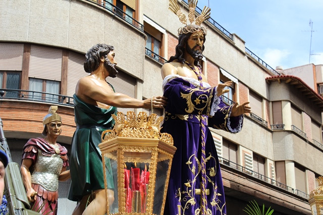 PROCESION MEDIODIA 38