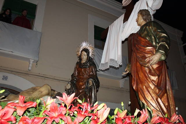 PROCESION ENTIERRO 12