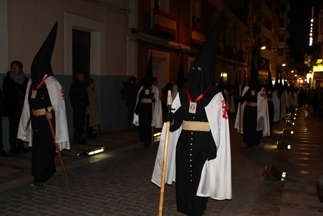 PROCESION ENTIERRO 25