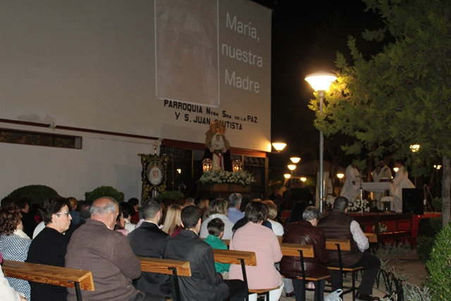060518 VA ROSARIO ANTORCHAS VIRGEN ESPERANZA MACARENA 1
