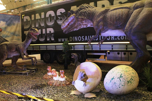 120518 VA DINOSAURIOS 10