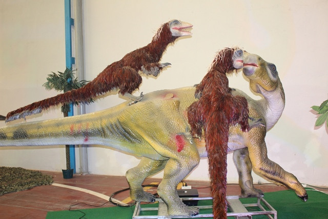 120518 VA DINOSAURIOS 16