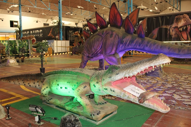 120518 VA DINOSAURIOS 25