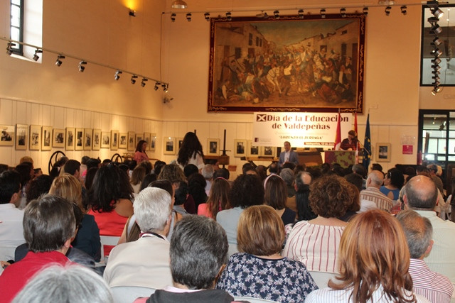 120618 VA DIA EDUCACION 1