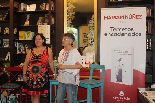 090818 VA LIBRO CAFE CON LETRAS 6