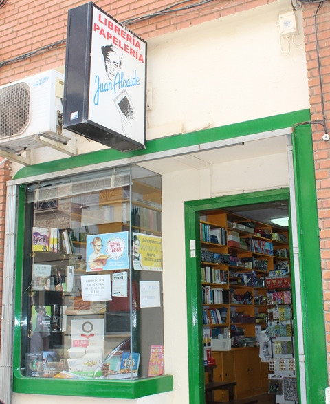 LIBRERIA JUAN ALCAIDE 12