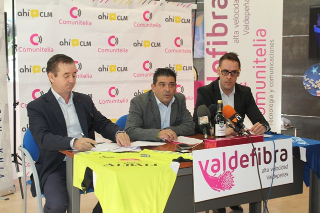 041018 VA CONVENIO FUTBOL SALA VALDEFIBRA 1