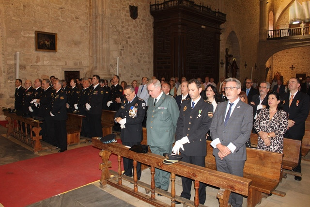 041018 VA ANGELES CUSTODIOS 3