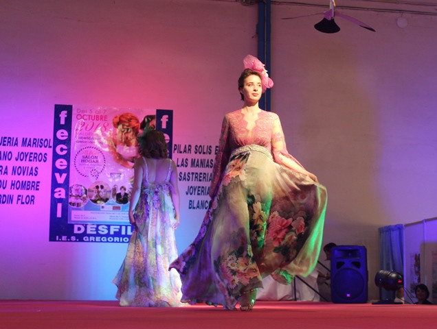 071018 VA DESFILE SALON NOVIOS 33