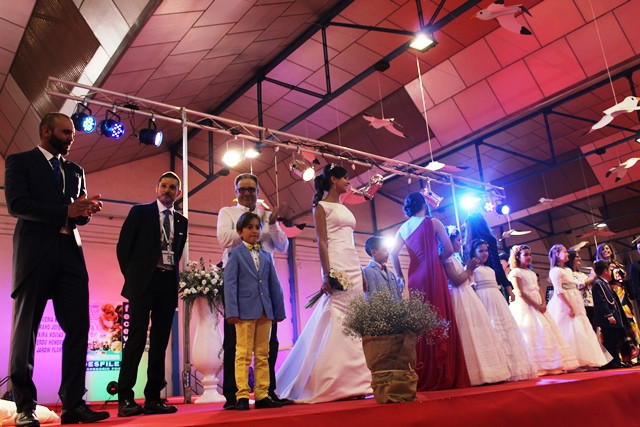 071018 VA DESFILE SALON NOVIOS 57