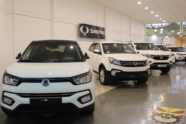 261018 MANZ SALON AUTOMOVIL 3