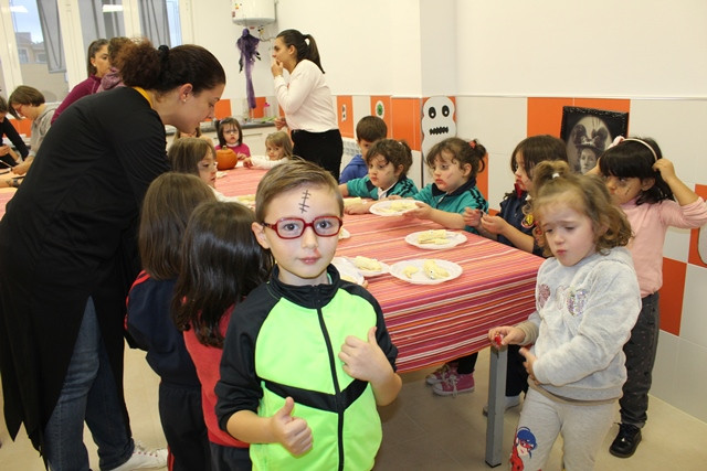 301018 VA HALLOWEEN COLE VIRGEN CABEZA 1