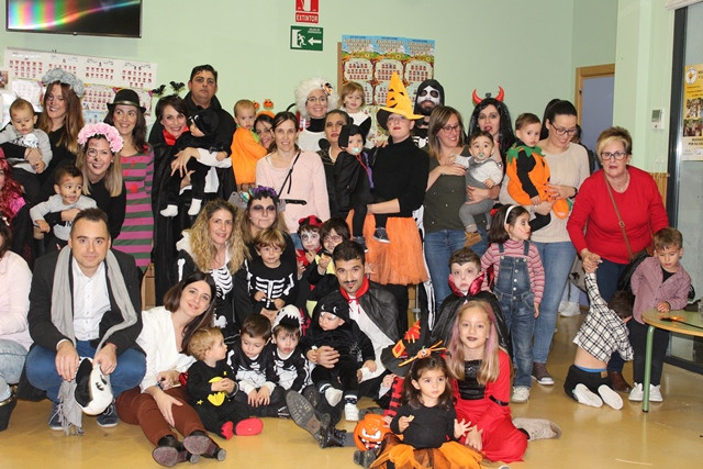 301018 VA HALLOWEEN CAI 4