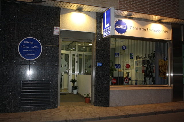 AUTOESCUELA MAGDA 5