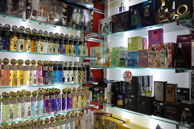 PERFUMERIA +BELLA 7