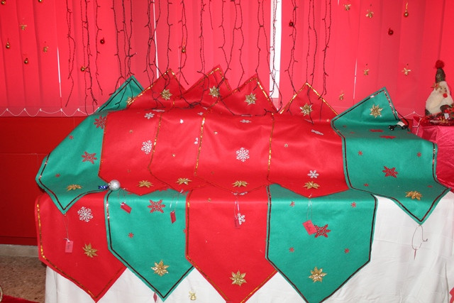 EXP NAVIDAD CRUZ ROJA 4