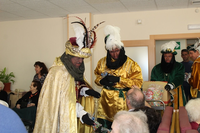 VISITA REYES MONTEVAL 9