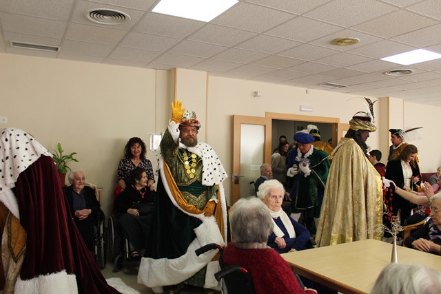 VISITA REYES MONTEVAL 7