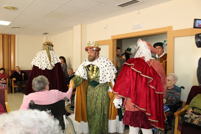 VISITA REYES MONTEVAL 5