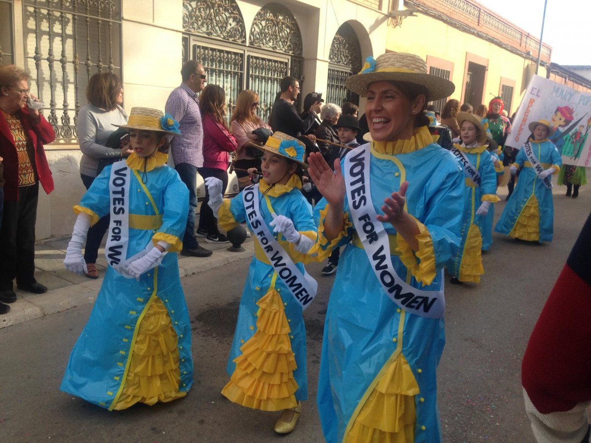 DESFILE CARNAVAL COLE LUCERO 4