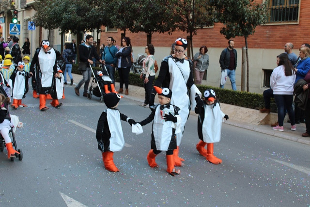 DESFILE CARNAVAL COLEGIOS 13