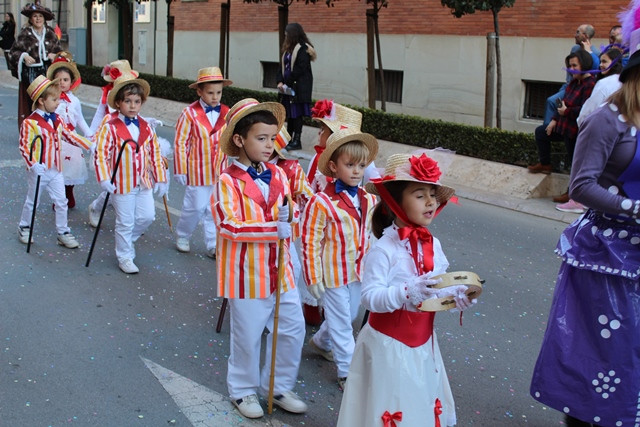 DESFILE CARNAVAL COLEGIOS 18