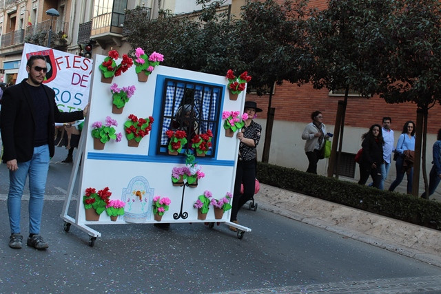 DESFILE CARNAVAL COLEGIOS 44