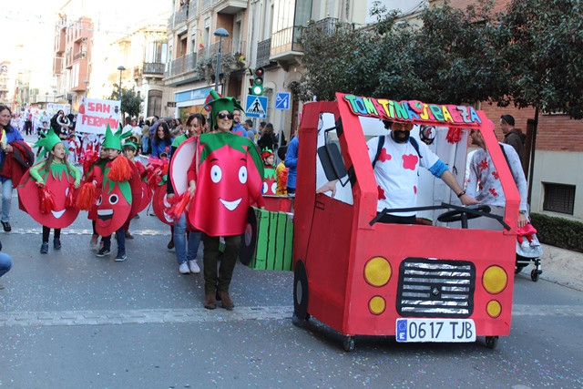 DESFILE CARNAVAL COLEGIOS 50