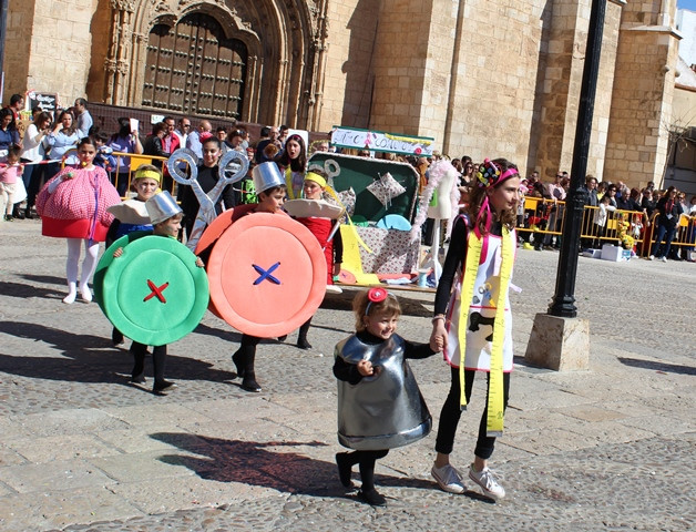 DESFILE INFANTIL CARNAVAL 42