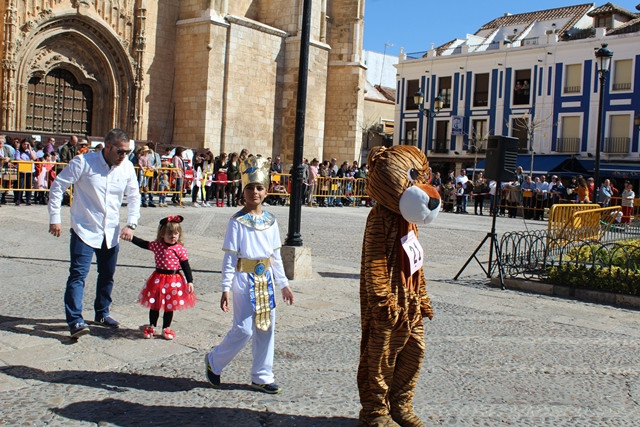 DESFILE INFANTIL CARNAVAL 13