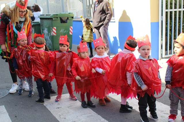 DESFILE CARNAVAL GUARDERIA CALLE LIMON 4