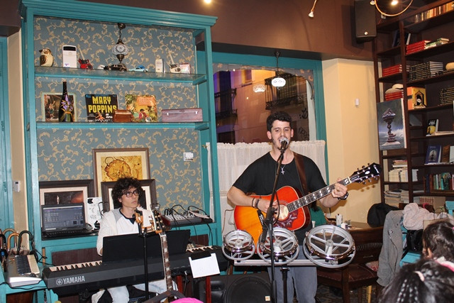 210419 VA CAFE CON LETRAS HUMMINGBIRDS 2