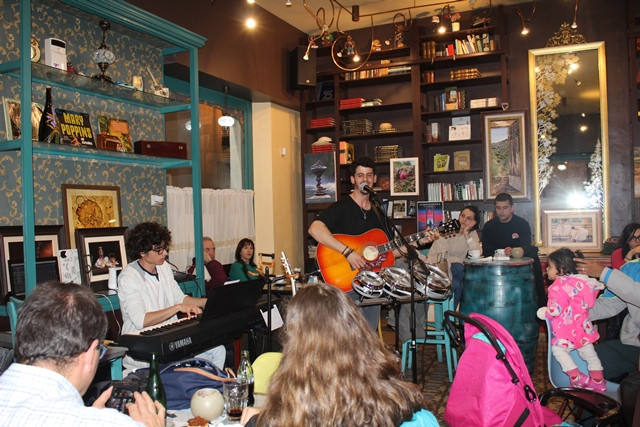 210419 VA CAFE CON LETRAS HUMMINGBIRDS 3