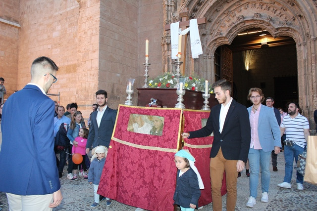 180519 VA PROCESION INFANTIL COSTALEROS MADRE DE DIOS DEL ROSARIO CRUZ DE MAYO 2