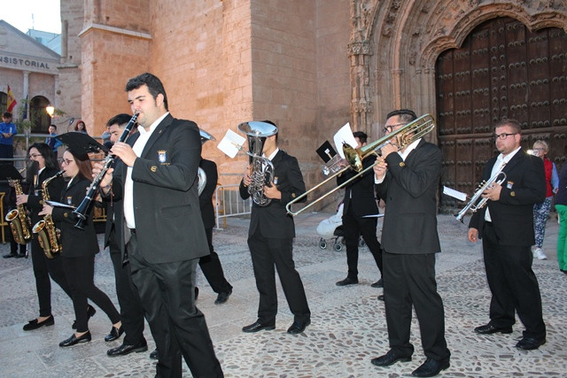 180519 VA PROCESION INFANTIL COSTALEROS MADRE DE DIOS DEL ROSARIO CRUZ DE MAYO 7