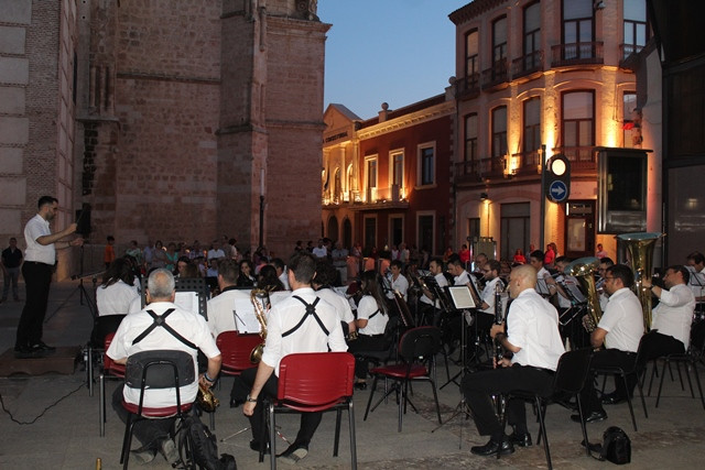 140719 va concierto union musical ciudad de valdepeu00f1as plaza 8