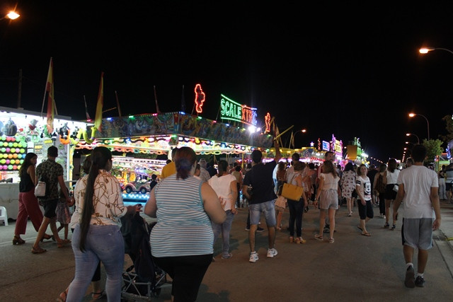 INAUG FERIA 11