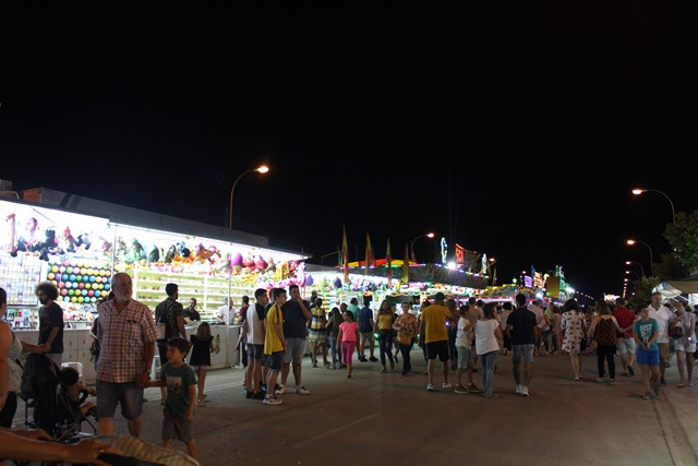 INAUG FERIA 10