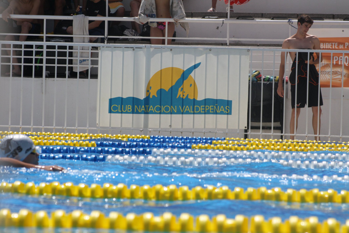 120819 va natacion