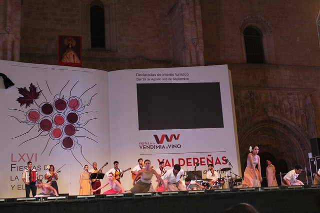 FESTIVAL FOLCLORE FERMENTO 12