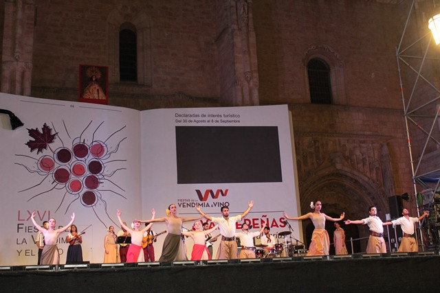 FESTIVAL FOLCLORE FERMENTO 13