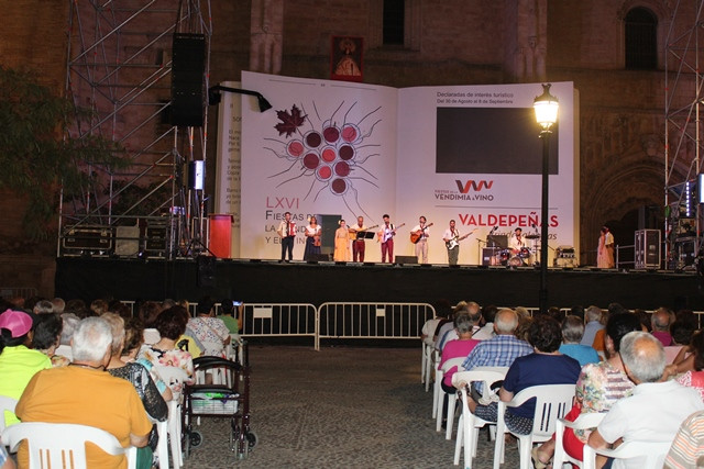 FESTIVAL FOLCLORE FERMENTO 10