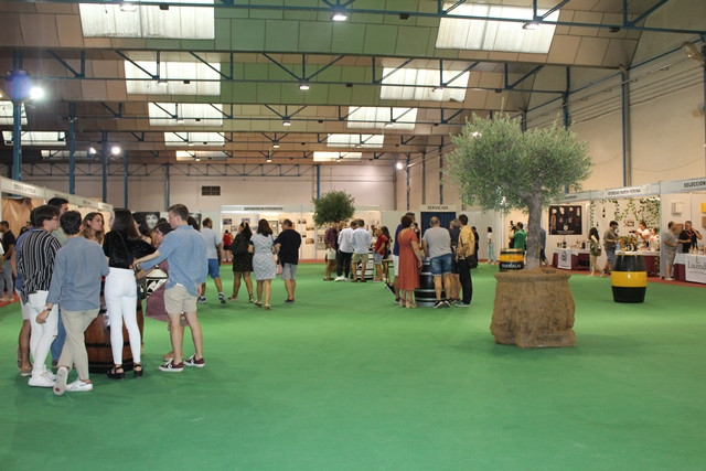 TUNEL DEL VINO 5